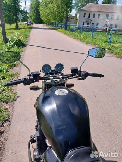 Мотоцикл Yamaha xjr 1200
