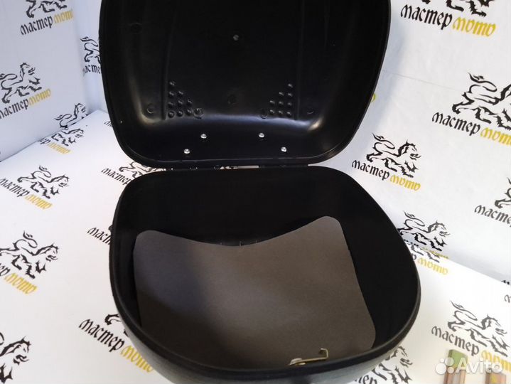 Кофр для мотоцикла, скутера