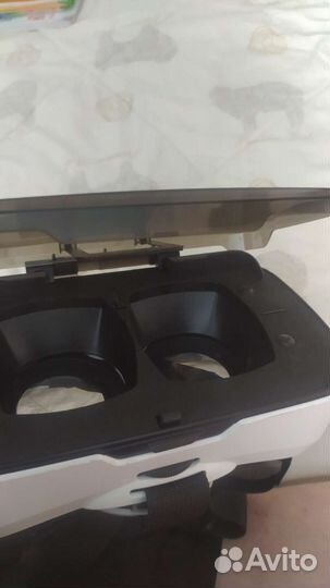 Очки виртуальной реальности для телефона