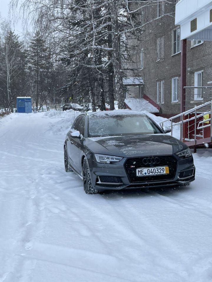 Audi S4: фото из отзыва