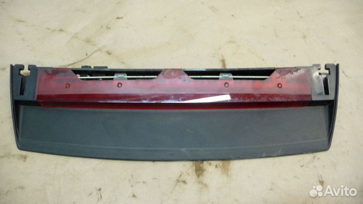 Стоп сигнал центральный Ауди А8 Д4