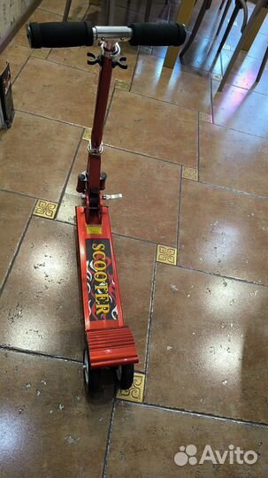 Самокат детский трехколесный