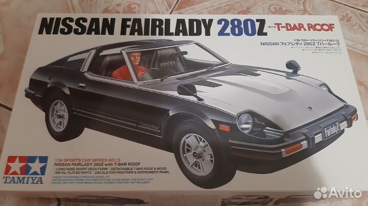 Nissan Fairlady 280Z with T-Bar Roof Tamiya 1/24