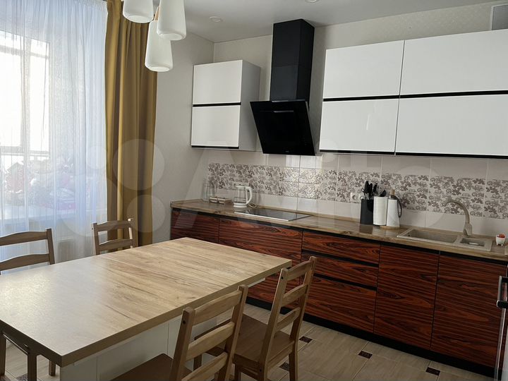 2-к. квартира, 75 м², 3/14 эт.