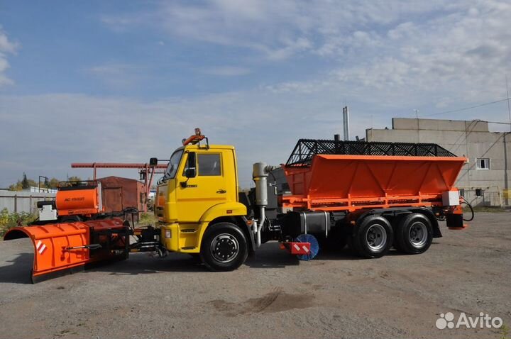 Комбинированная дорожная машина на шасси Камаз-651