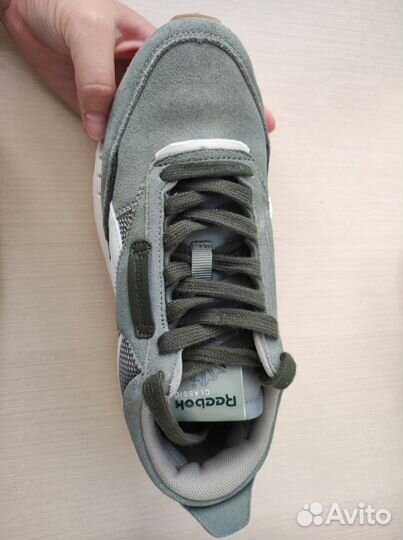 Кроссовки новые reebok женские 38-38,5