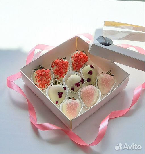 Клубника в шоколаде в наличии