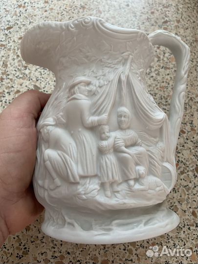 Ваза (кувшин) фарфоровая