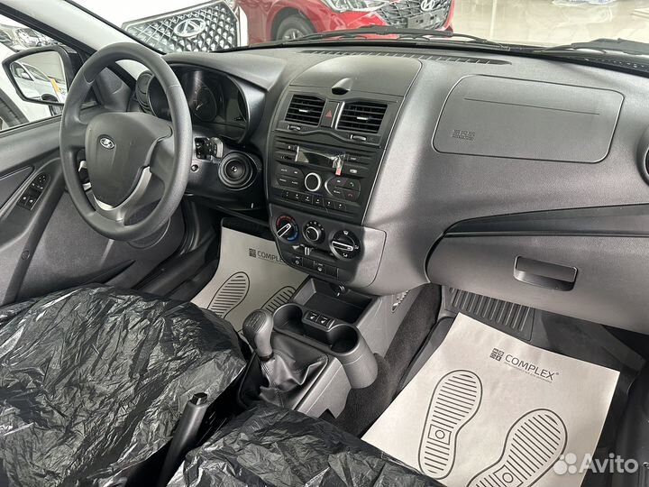 LADA Granta 1.6 МТ, 2022, 12 км