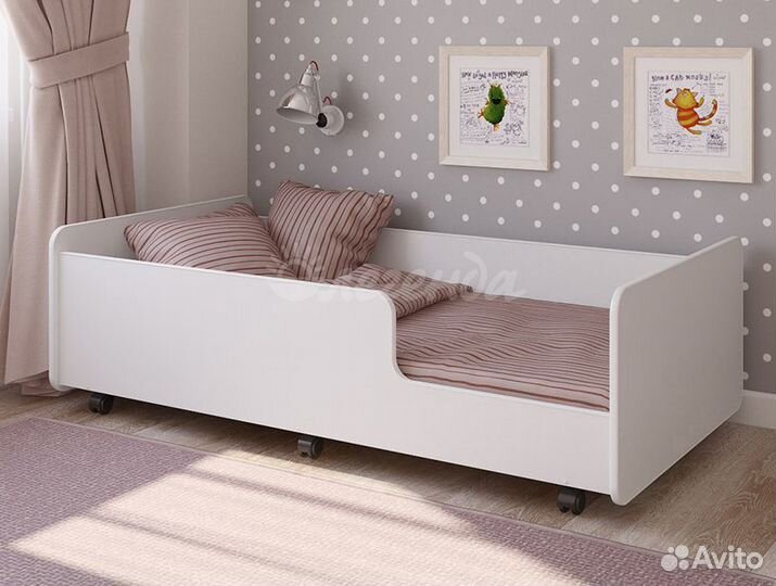 Детская кровать с бортиками от 3 лет. В наличии