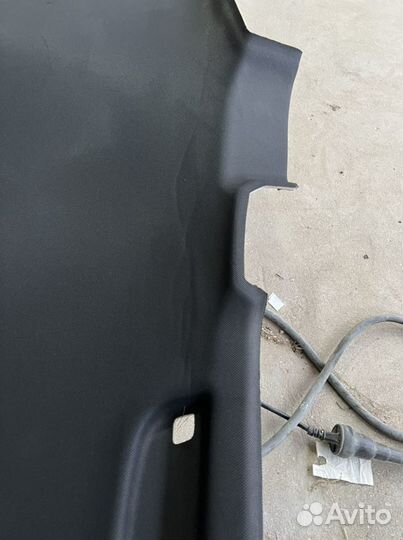 BMW X5 G05 обшивка потолка