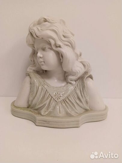 Каминный бюст девочка Кузнецов