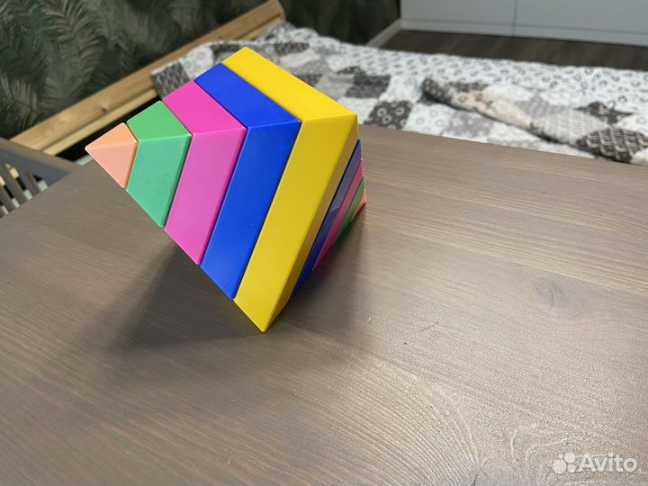 Пирамида Эра Эрудит