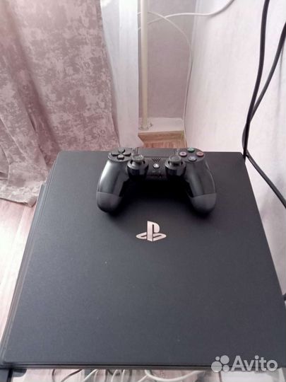 Sony PS4 pro 1tb