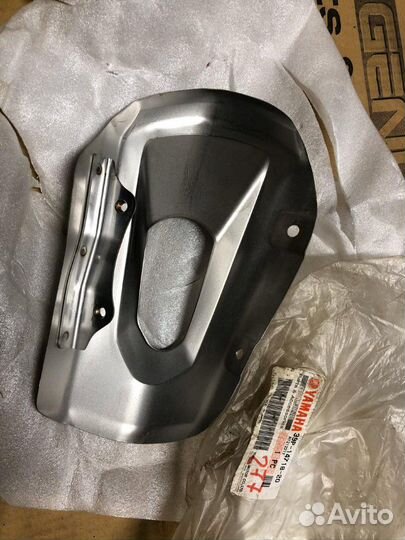 Новая оригинальная накладка глушителя Yamaha Fz8 N