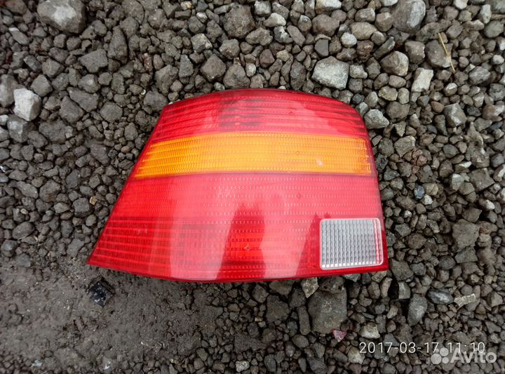 Фонарь задний левый Фольксваген Гольф 4