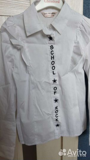 Продам блузки для девочки размер 134