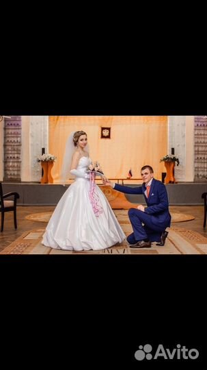 Свадебное платье