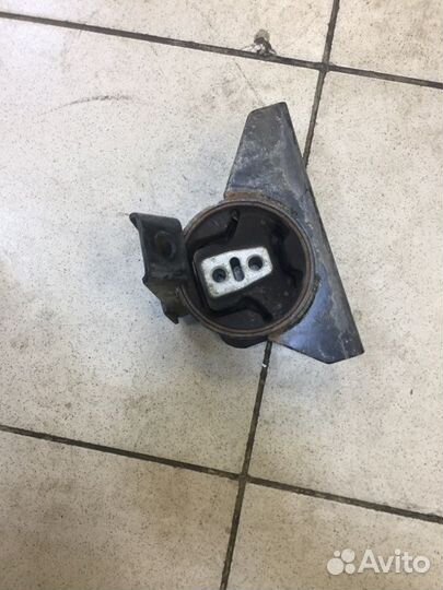 Подушка коробки передач левая Kia Picanto 1 G4HG