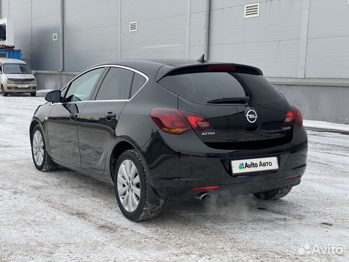 Opel Astra 1.6 AT, 2012, 187 000 км