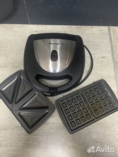 Электрическая сендвичница / вафельница