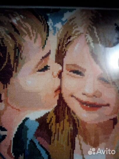 Поцелуй.Вышивка крестиком