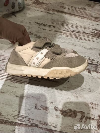 Кроссовки для девочки 28 размер
