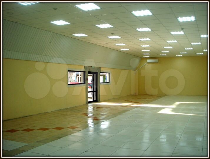 Аренда здания под супермаркет на пл. Ревякина