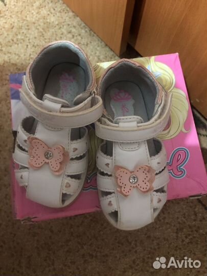Сандали для девочки