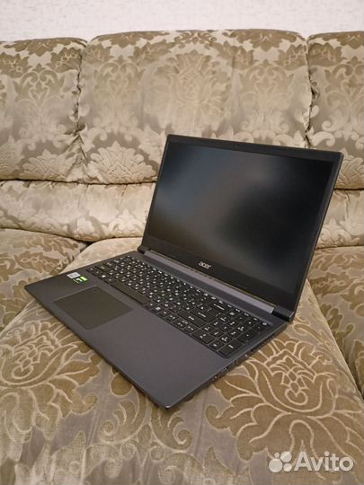 Acer Aspire 7 i5-10th/1650/8-512ssd