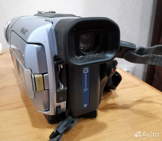 Видеокамера sony кассетная