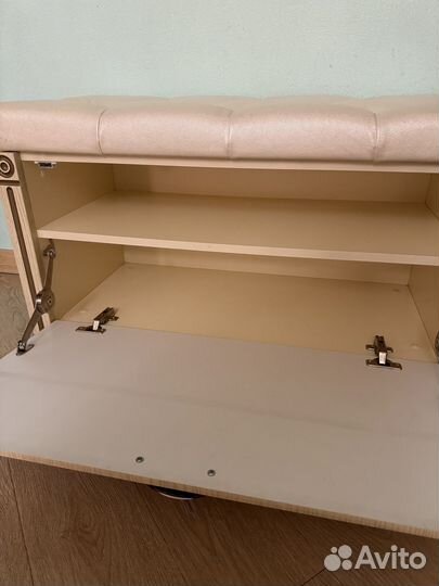 Банкетка в прихожую