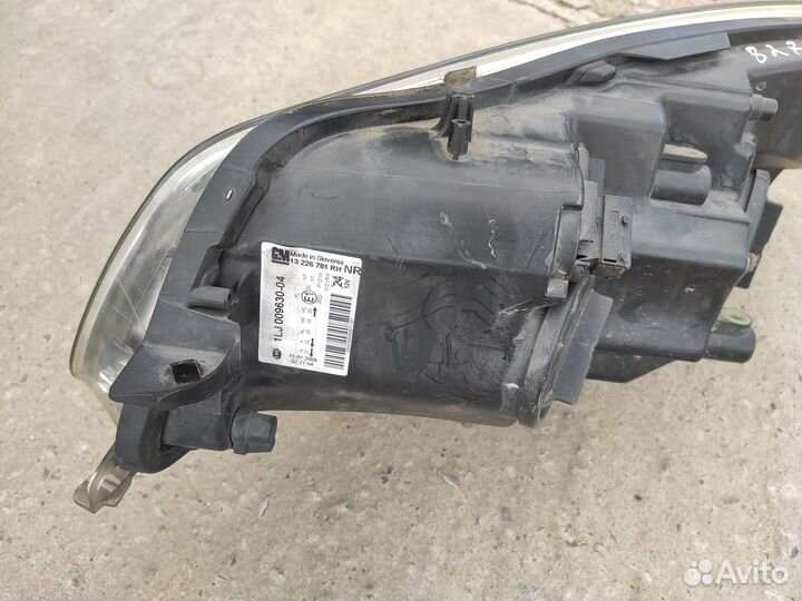 Фара правая на Opel Insignia Галоген