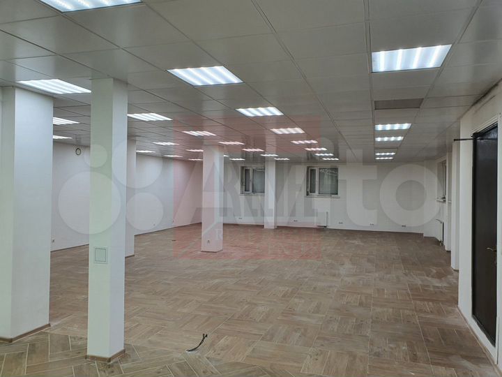 Свободного назначения, 420 м²