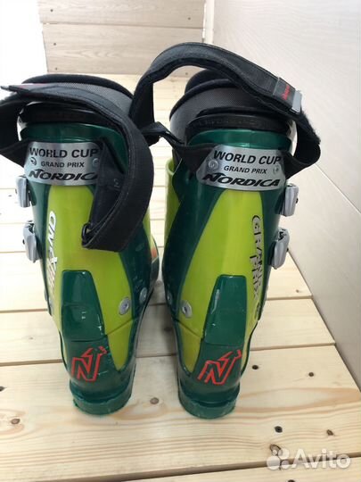 Горнолыжные ботинки nordica