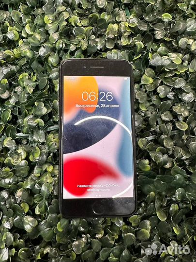 iPhone 7, 32 ГБ