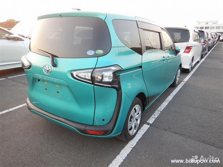 Toyota Sienta 1.5 CVT, 2018, 62 000 км
