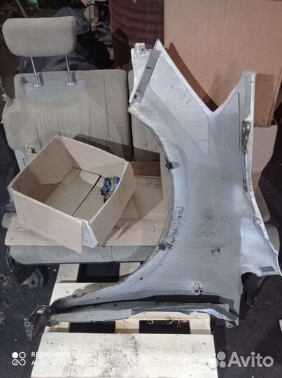 Крыло правое Nissan Presage 2004