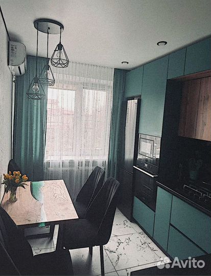 Стол из слэба и эпоксидной смолы