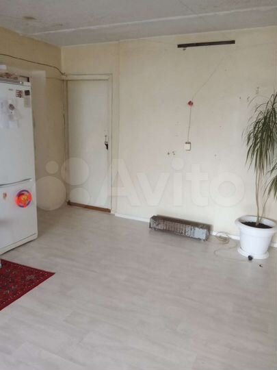 Комната 12 м² в 4-к., 2/5 эт.