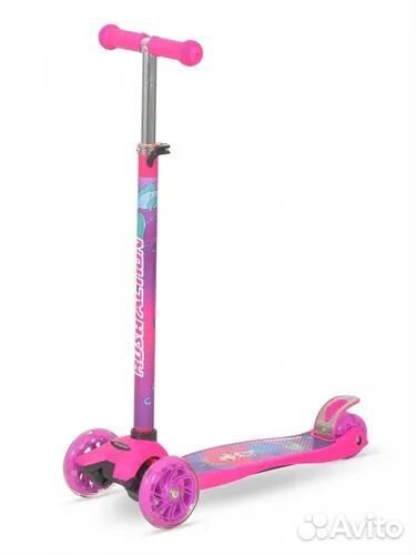 Самокат трехколесный