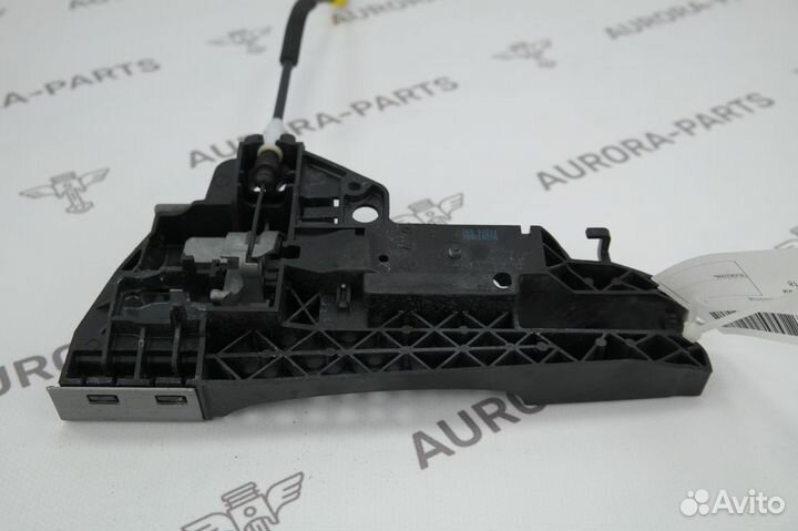 Кронштейн audi Q3 8U 2011-2019