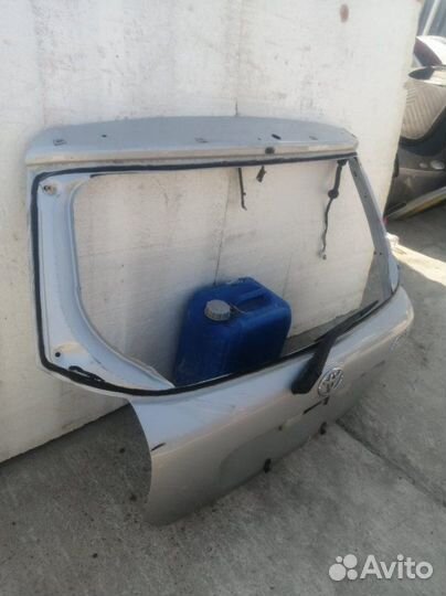 Дверь багажника Toyota Corolla120 NZE121