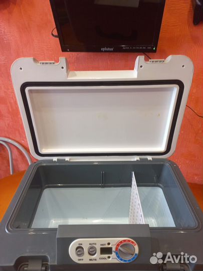 Холодильник для автомобиля