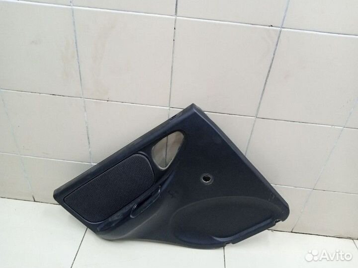 Обшивка двери задняя левая Chevrolet Niva