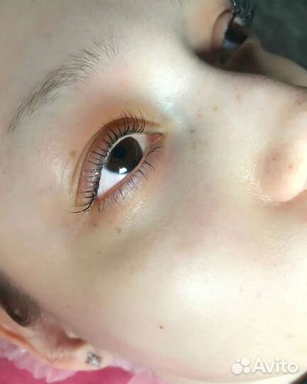 Ламинирование ресниц и бровей/Наращивание ресниц