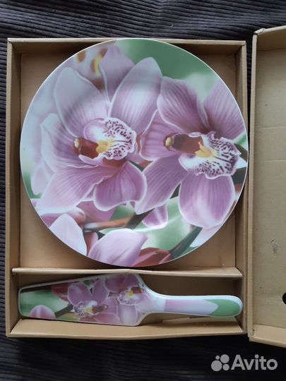 Тортница блюдо