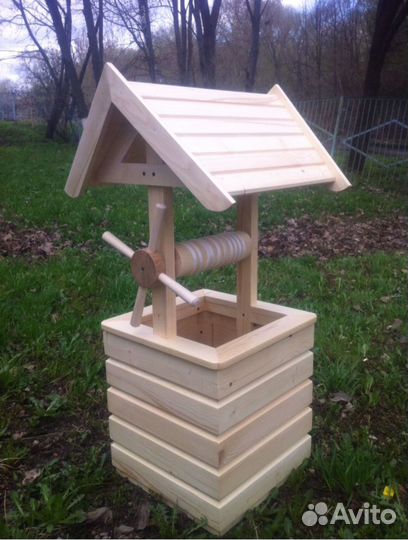 Декоративный колодец