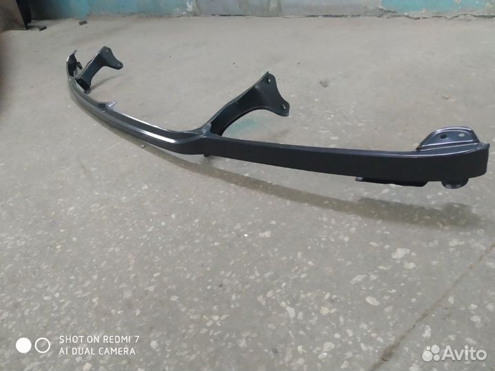 Планка под фары Тойота Ленд Крузер 100. 98-02 г.в