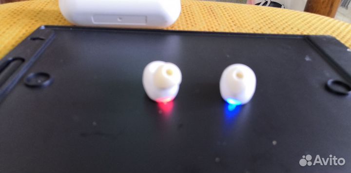 Беспроводные наушника + power bank